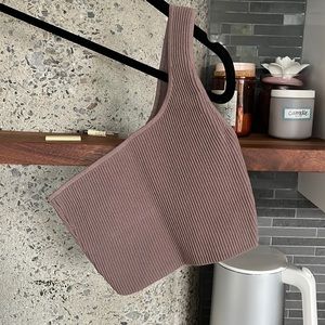 Aritzia Babaton Sculpt Knit One-Shoulder Cropped Tank (S)